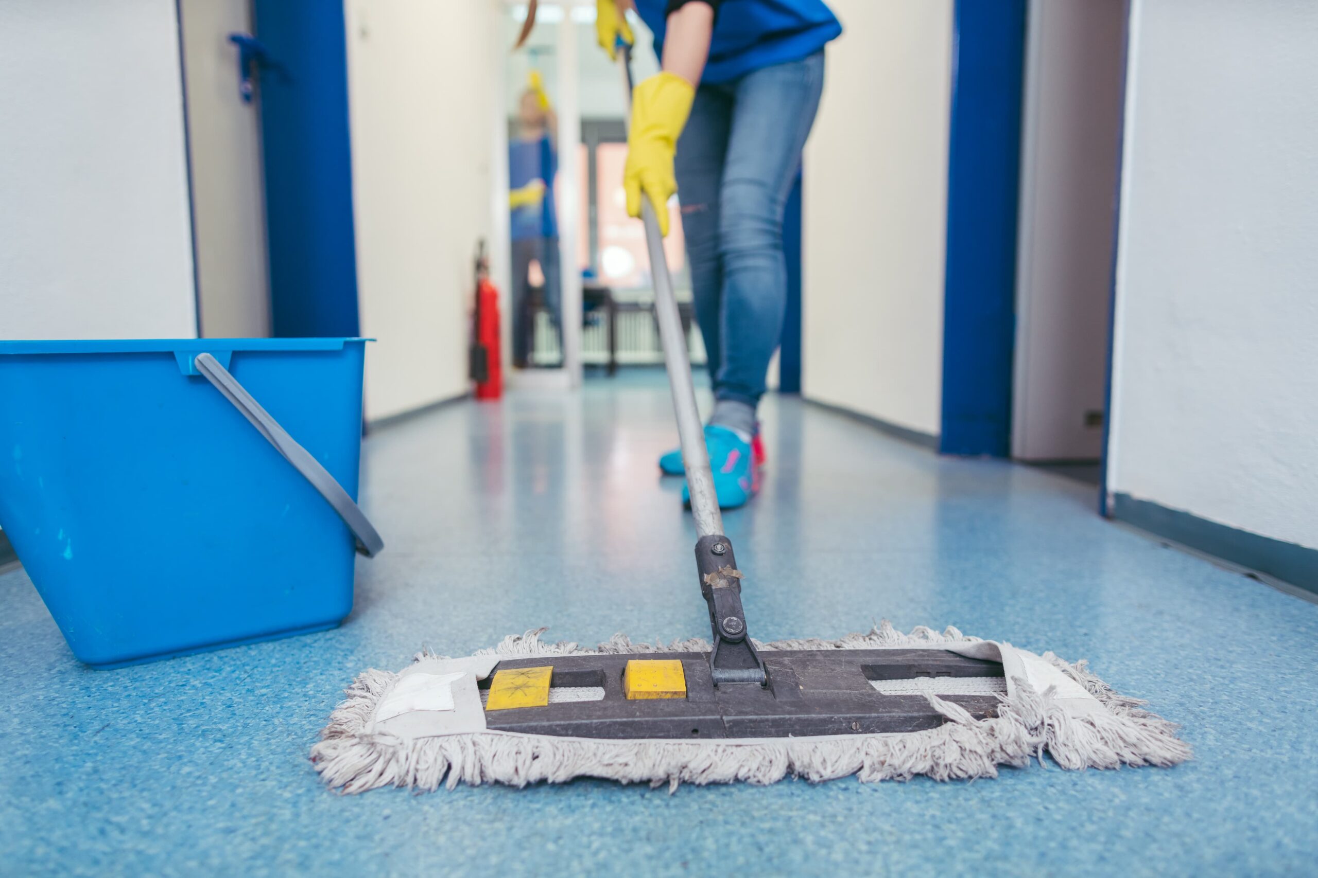 janitorial-iStock-1205555348-sq